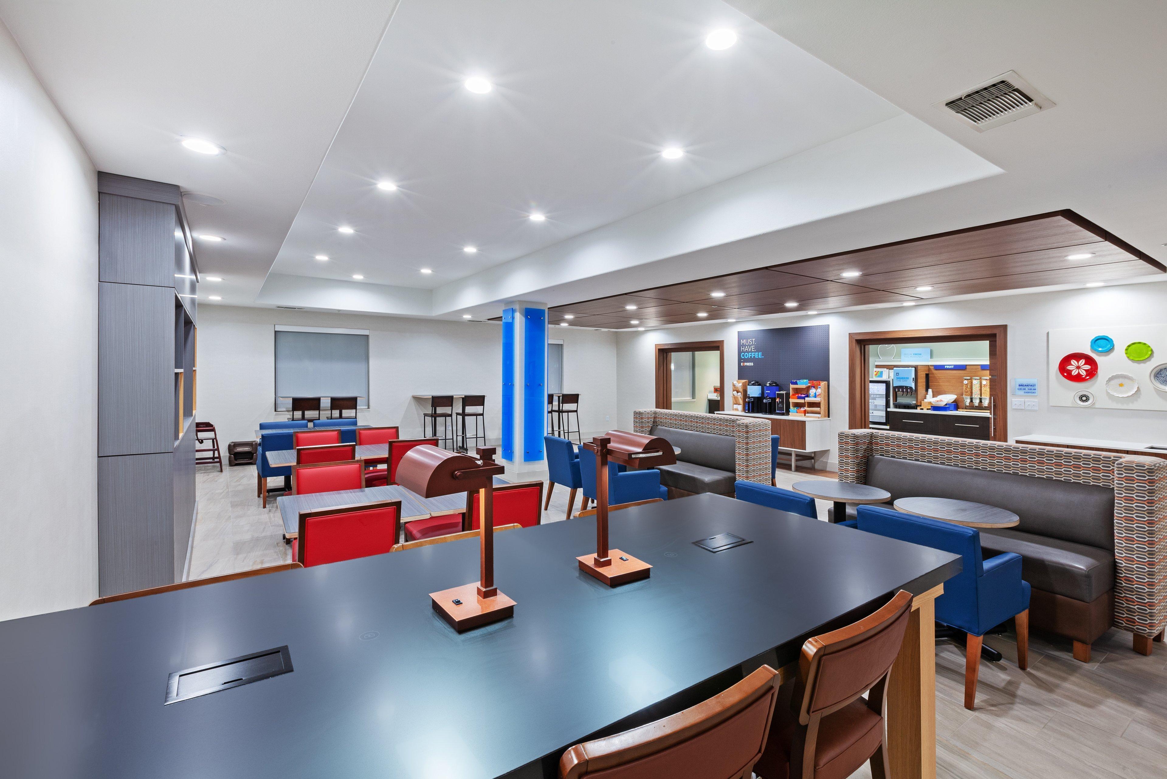 Holiday Inn Express & Suites Longview South I-20 By Ihg Bagian luar foto